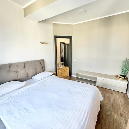 Apartament в новострое на ботанике *